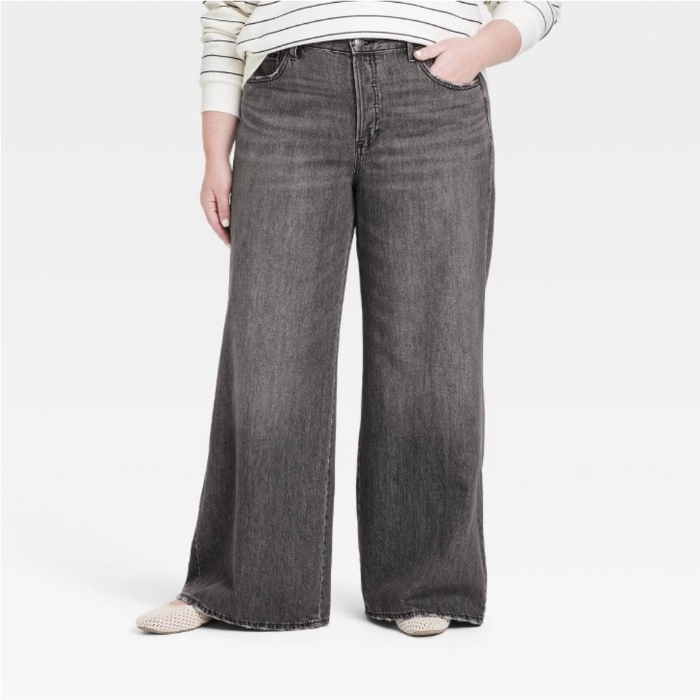 Universal Thread Gray High-Rise Flare Jeans